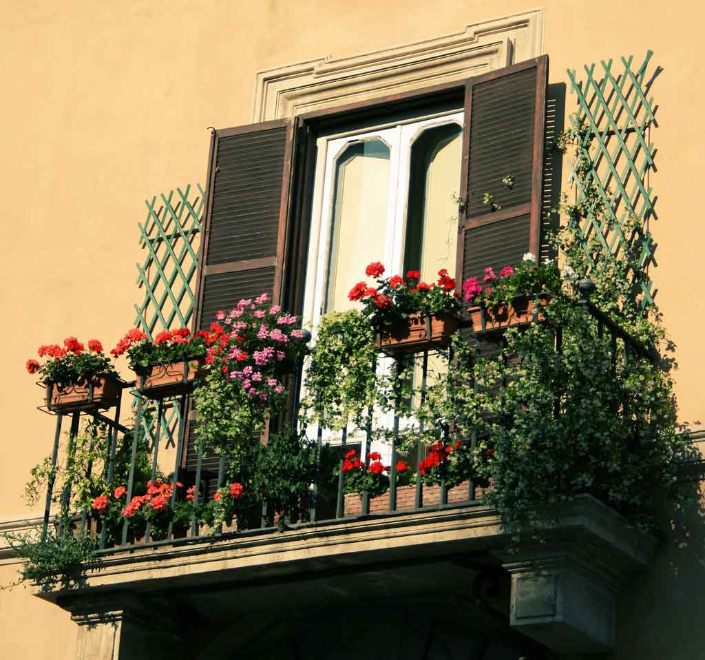 balcony-flower-design